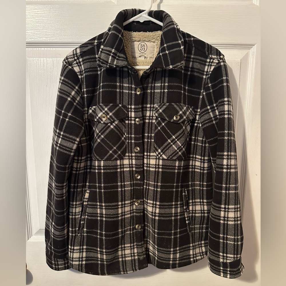 SAGE Collective Black & White/Cream Plaid Fleece Shacket with Sherpa Lining